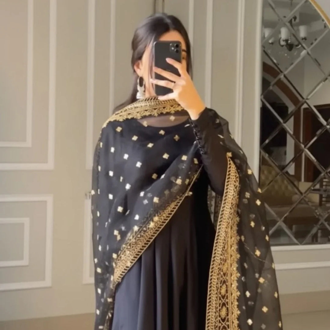 Noor-e-Mehfil Georgette Suit – 3 Piece (Black)