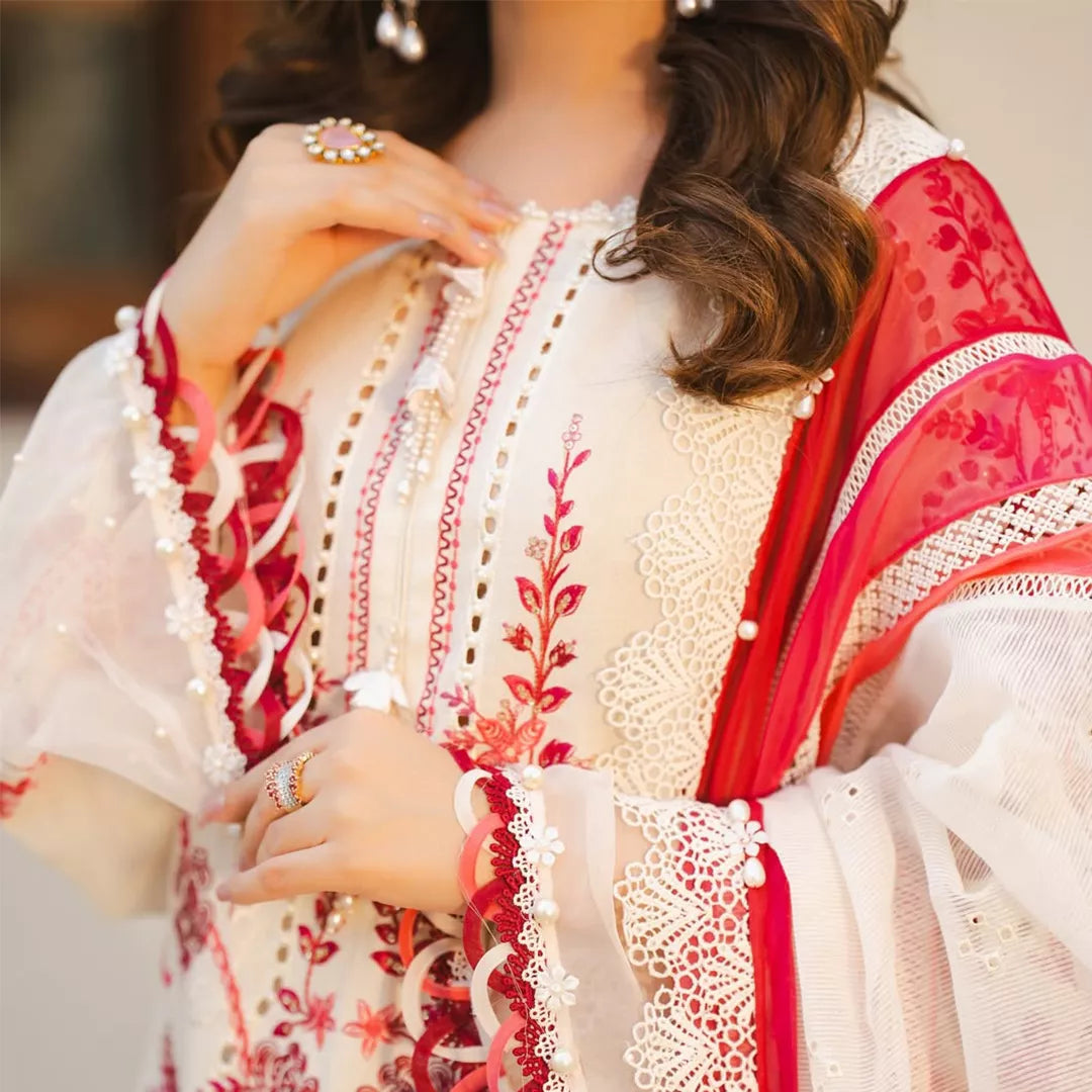 Kinza Inspired Embroidered Luxury Lawn Suit – 3 Piece
