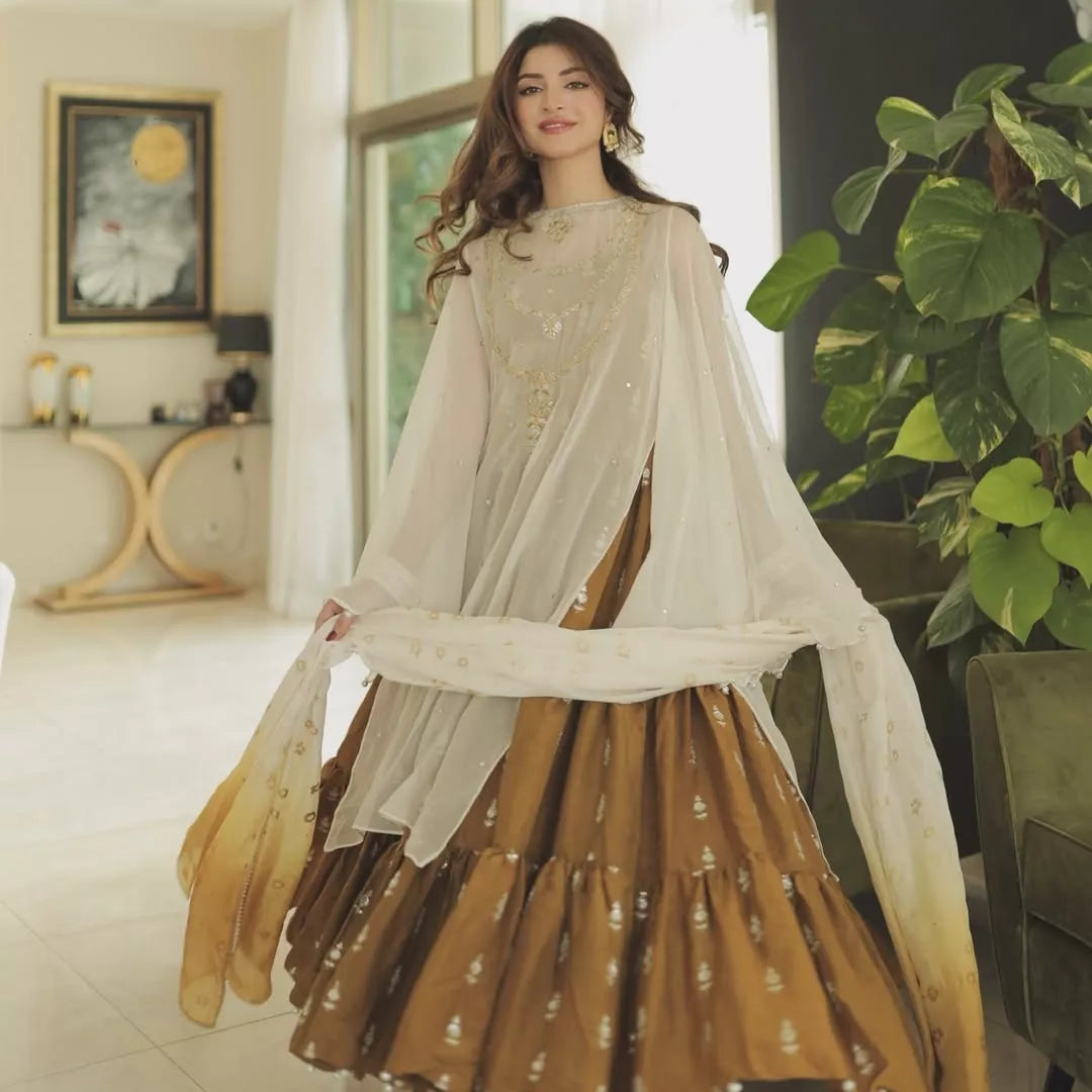 Sunehri Luxury Raw Silk & Chiffon Suit – 3 Piece