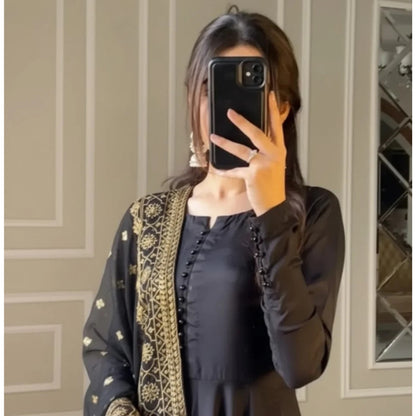 Noor-e-Mehfil Georgette Suit – 3 Piece (Black)
